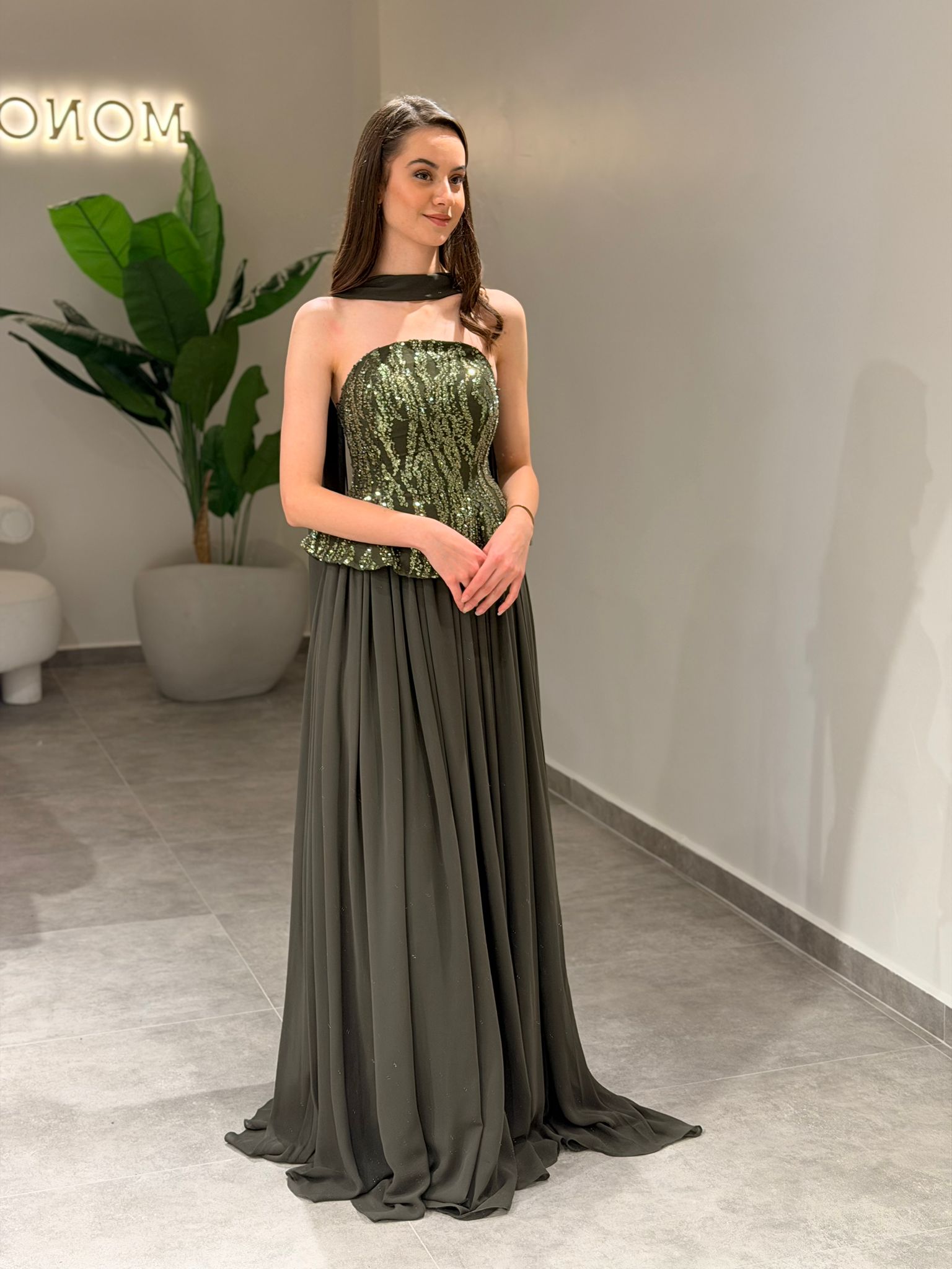 Alice Salaş Abiye